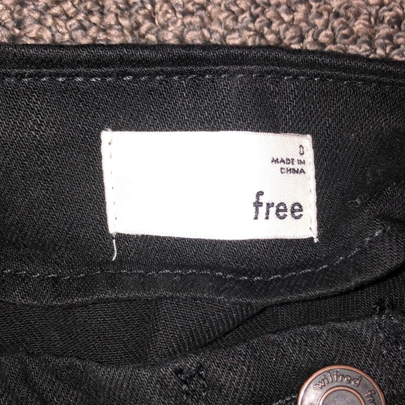 Aritzia black button denim skirt - Picture 5 of 5